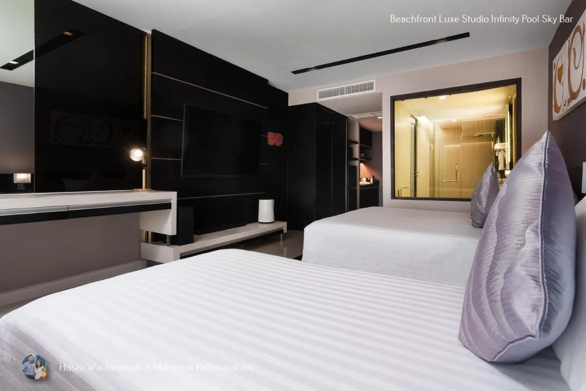 Image 6 of Beachfront Deluxe Infinity Pool