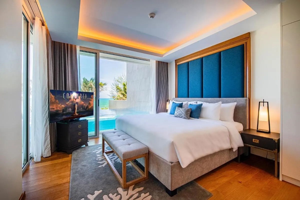 Image 4 of Beachfront Residences – Stunning Sea and Lake View