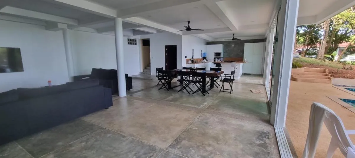 Image 6 of Beachfront villa in Rawai