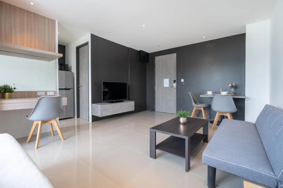 Image 2 of Central Hill View Studio A823 B