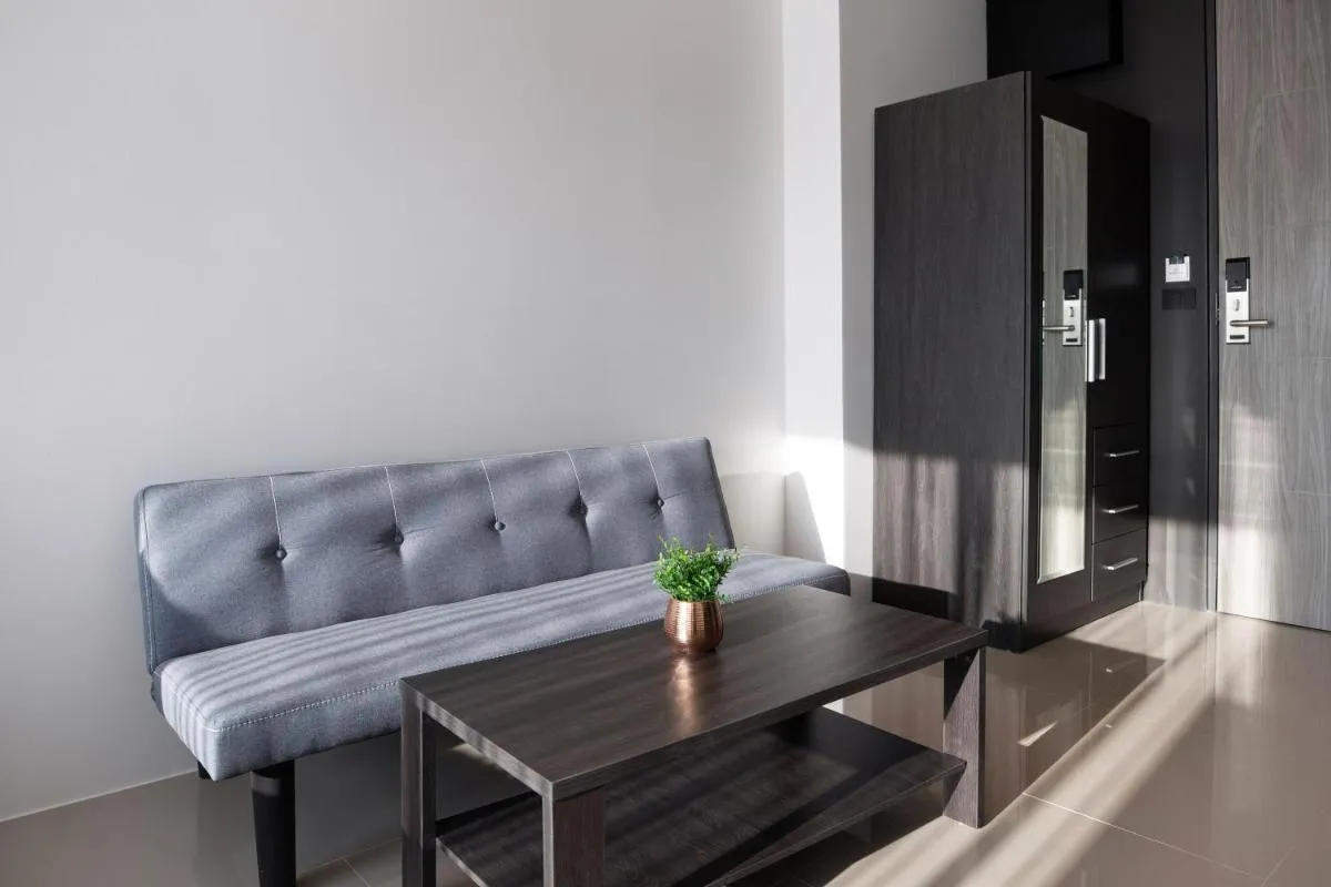 Image 1 of Central Hill View Studio A905