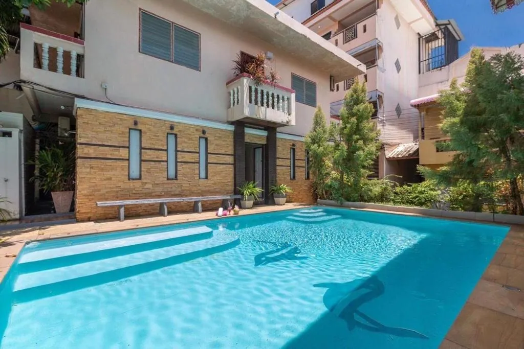 Image of Centre Point Nanai