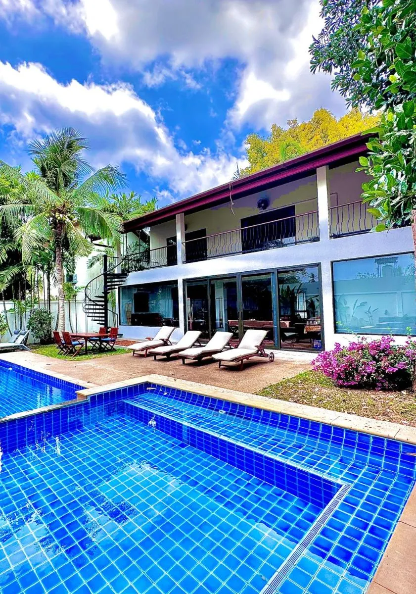 Image 3 of Coconut Palms Villa, Large & Elegant Private Pool Villa in Rawai, Phuket