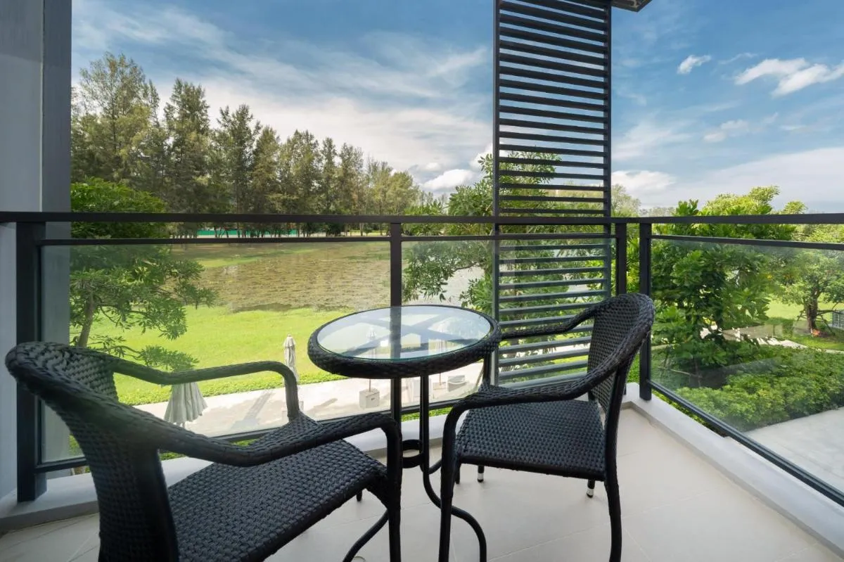 Image 2 of Deluxe apartment at Cassia Residences by Lofty