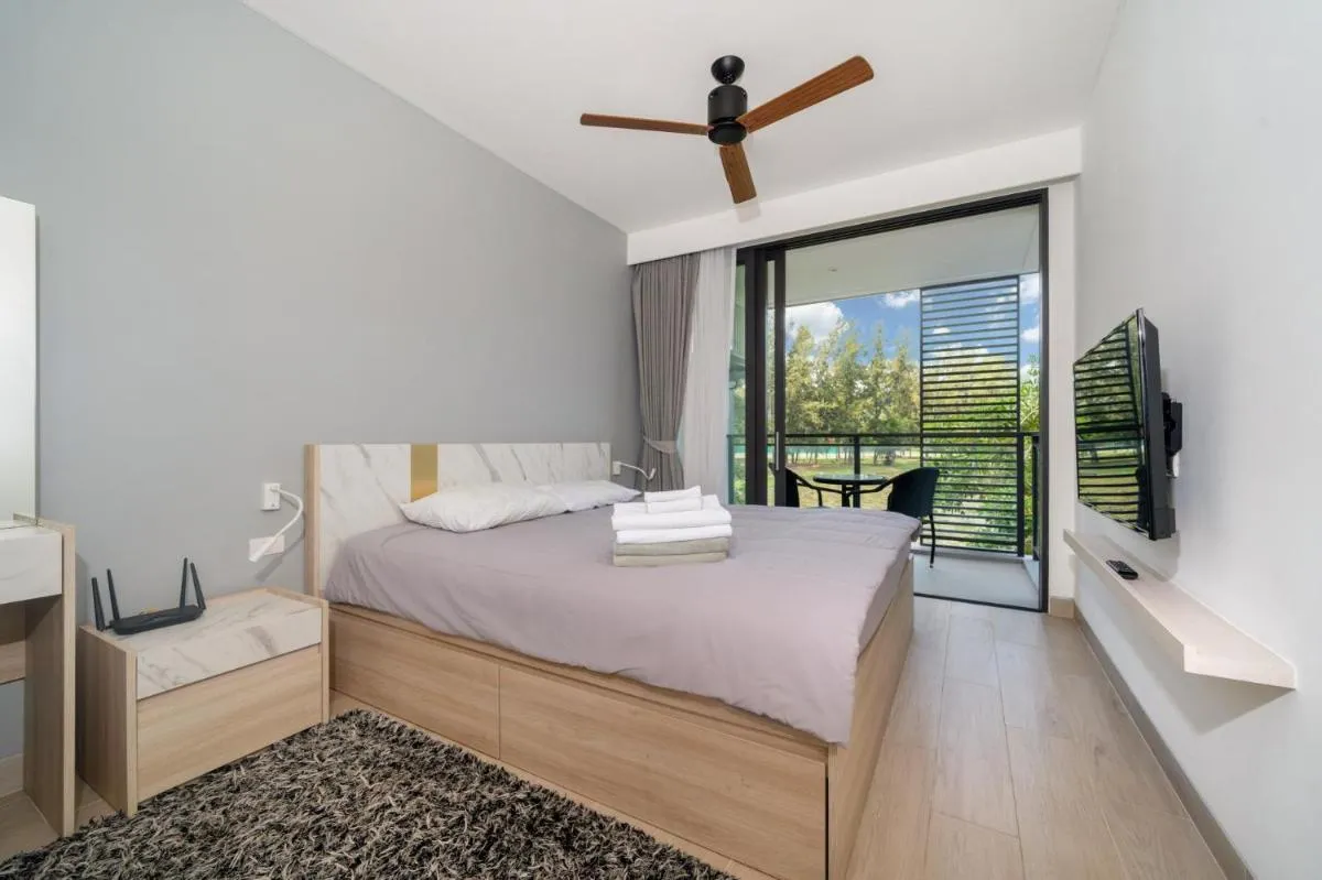 Image 6 of Deluxe apartment at Cassia Residences by Lofty