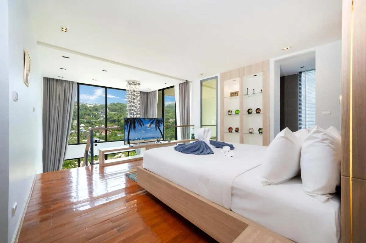 Image 5 of Deluxe apartment at Icon Park by Lofty