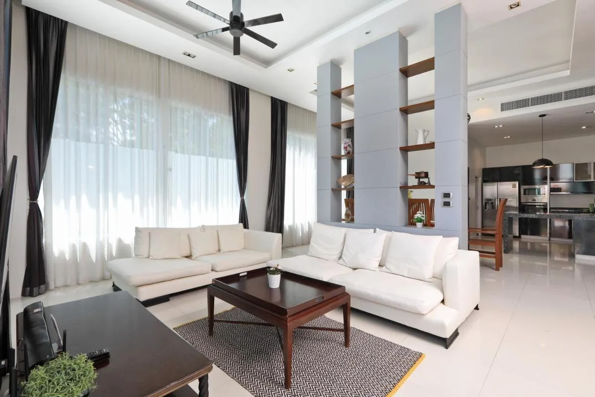 Image 5 of Dolphin Villa