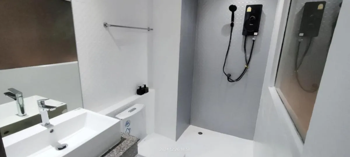 Image 1 of Doze Patong