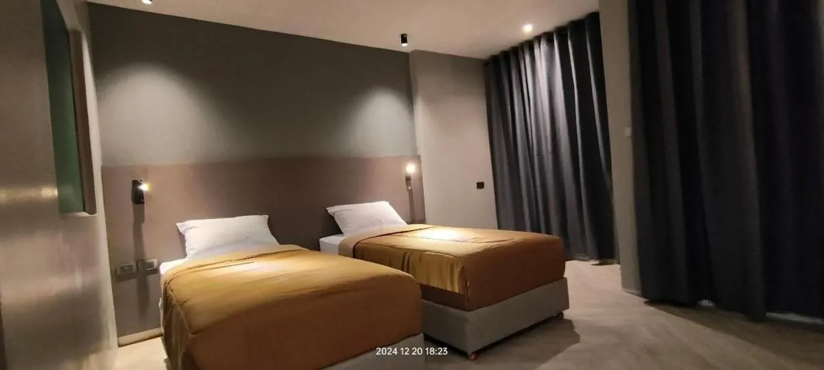 Image 6 of Doze Patong