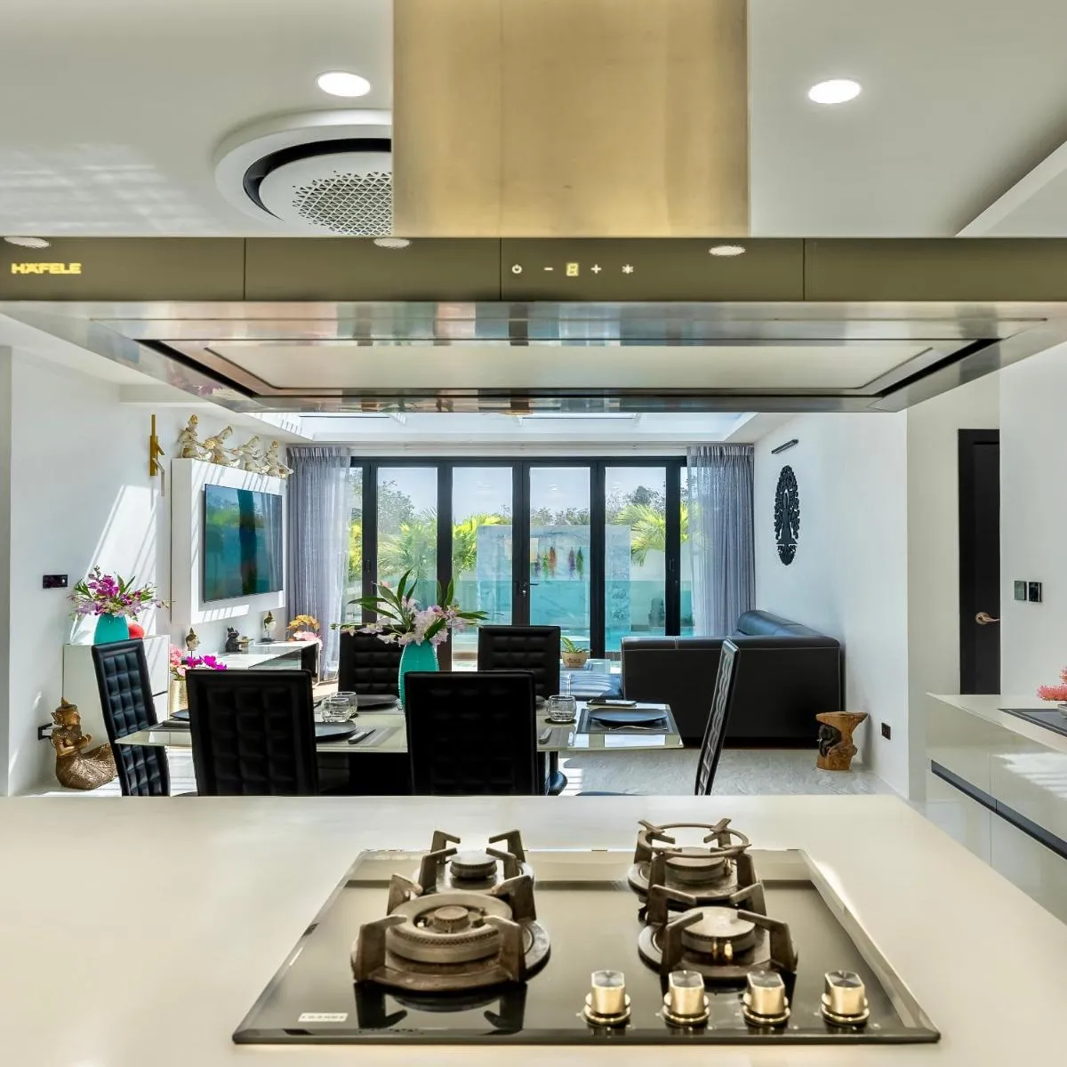 Image 5 of Dream Villa for Family or Friends Holidays, 4 Bedrooms, Swimming Pool, Children’s Playground, BBQ, Beach Nearby