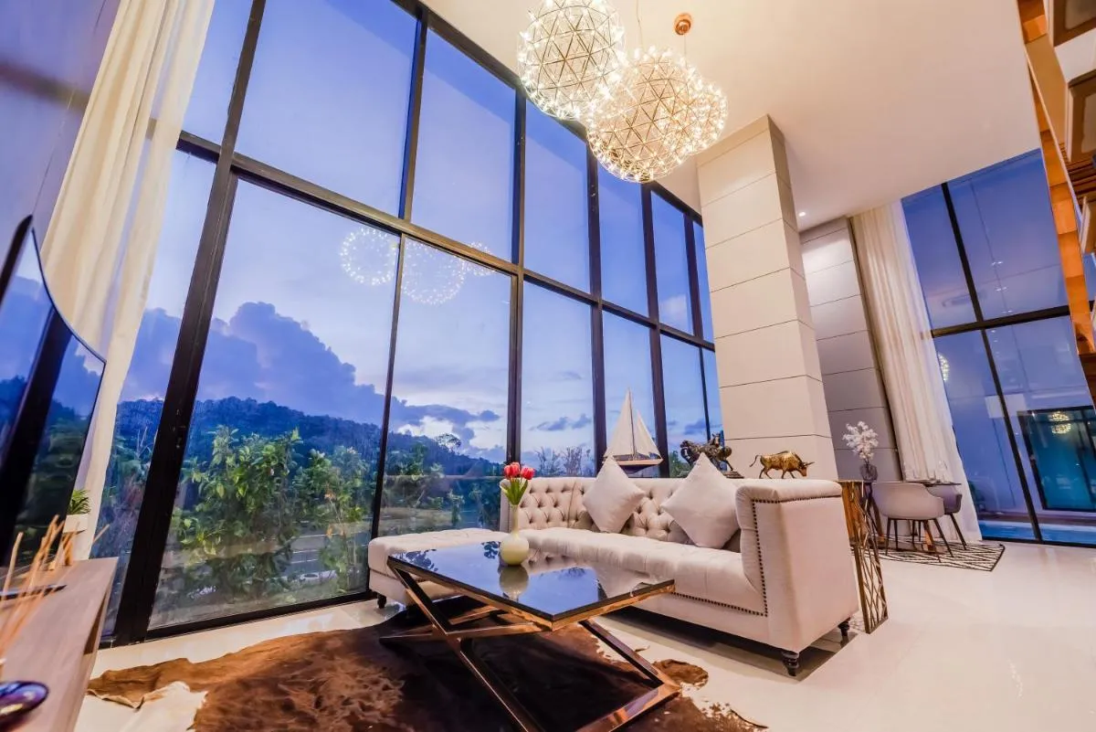 Image 2 of Duplex Pool Access 2brs Patong