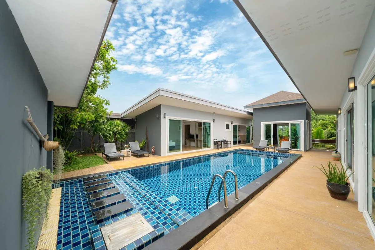 Image 1 of Elm pool villa