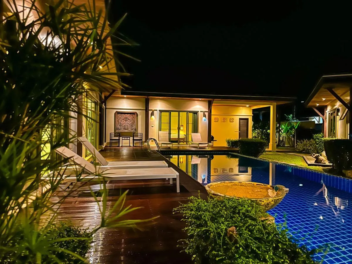 Image 4 of Emerald Pool Villa