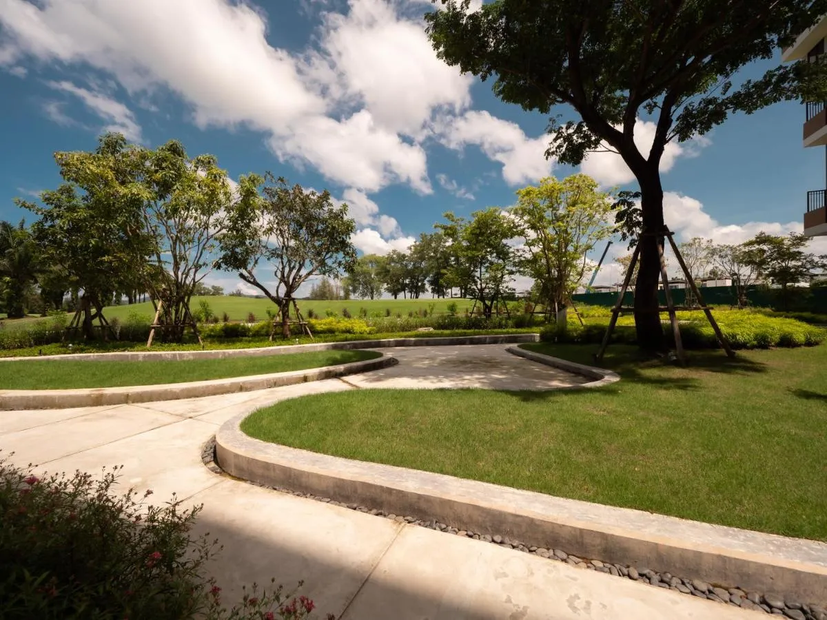 Image 1 of Excellent 2bd apartment with a patio