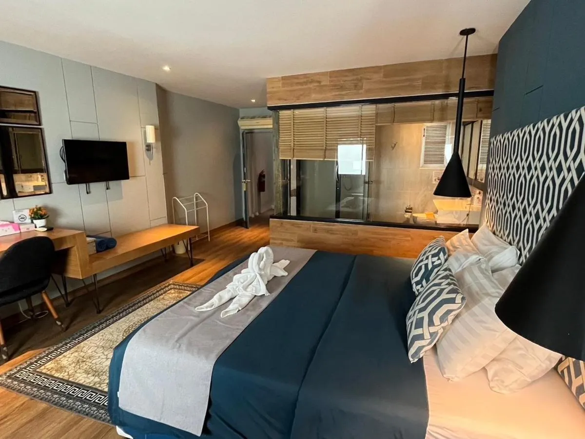 Image 2 of Fantastic Karon Beach guest house