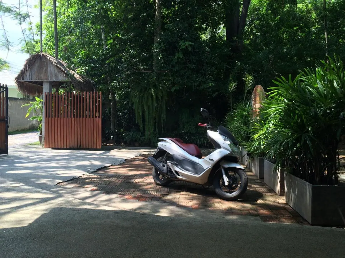 Image 6 of Fern House Retreat