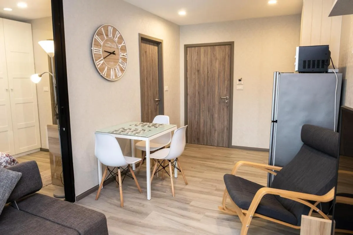 Image 4 of G14 SuperKingSizeBed 1этаж тихая сторона