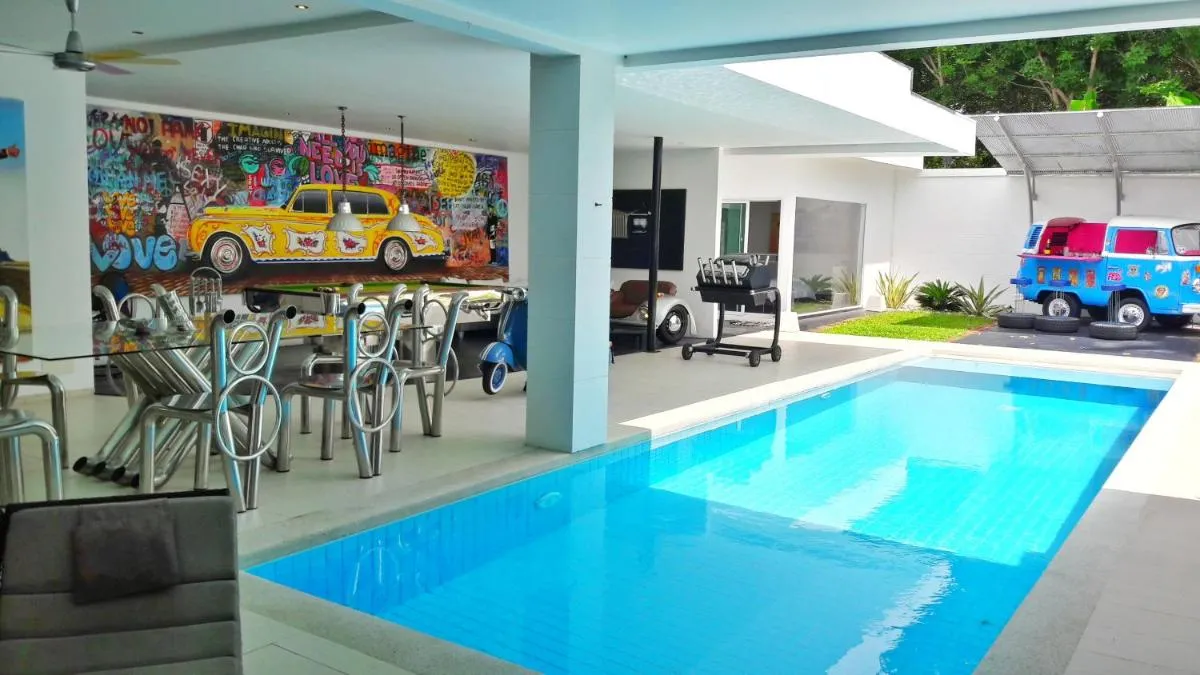 Image 6 of Gallery pool villa