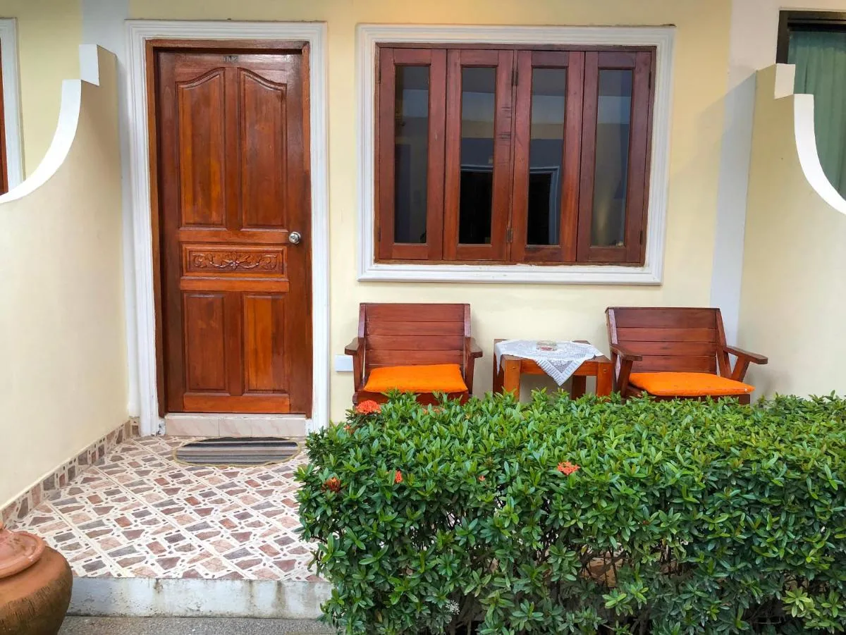 Image 6 of Ginis Beach Resort