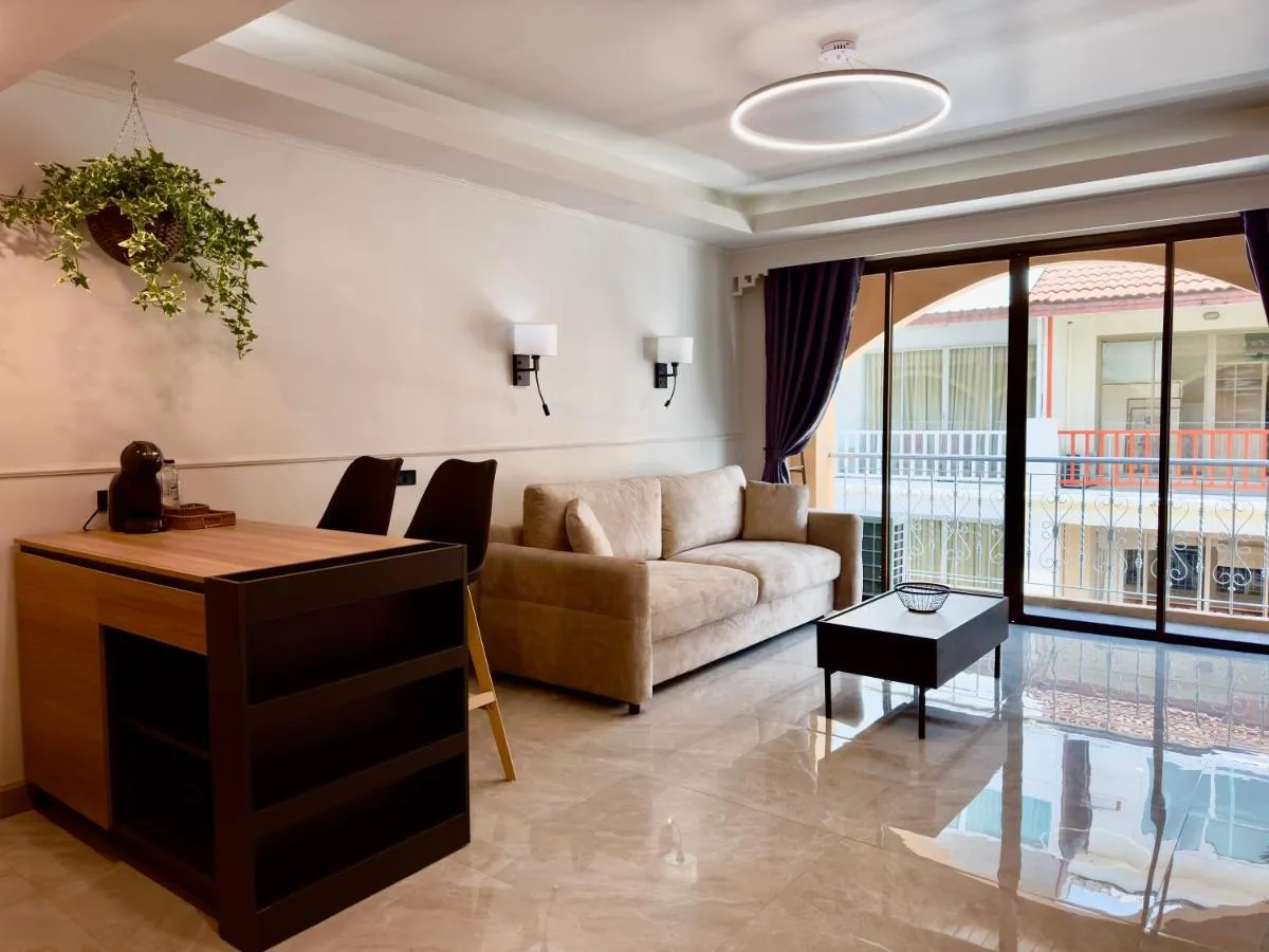 Image 1 of Grand Orlov Apart Hotel