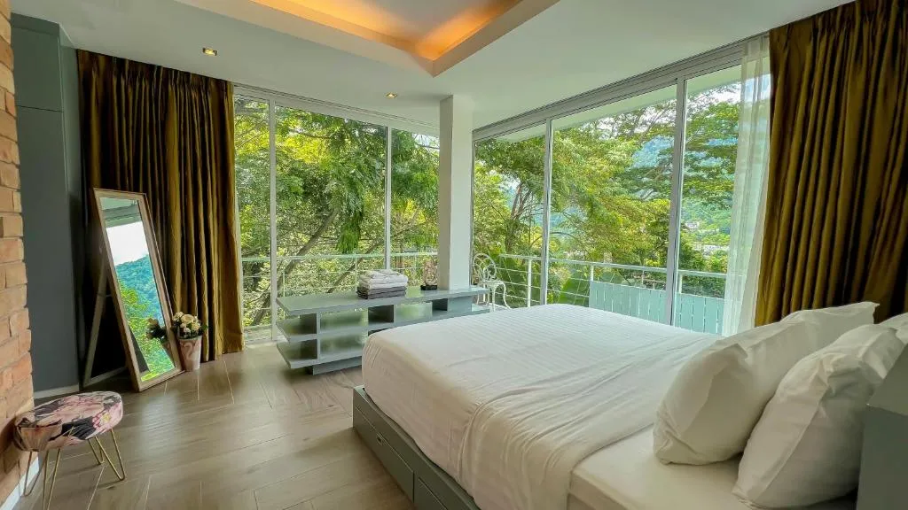 Image of Great view in 81sqm top floor space in Kamala