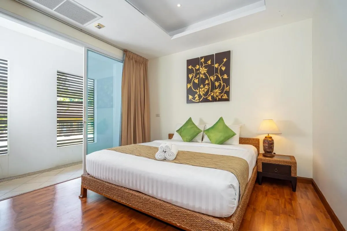 Image 1 of Hillside seaview Residence