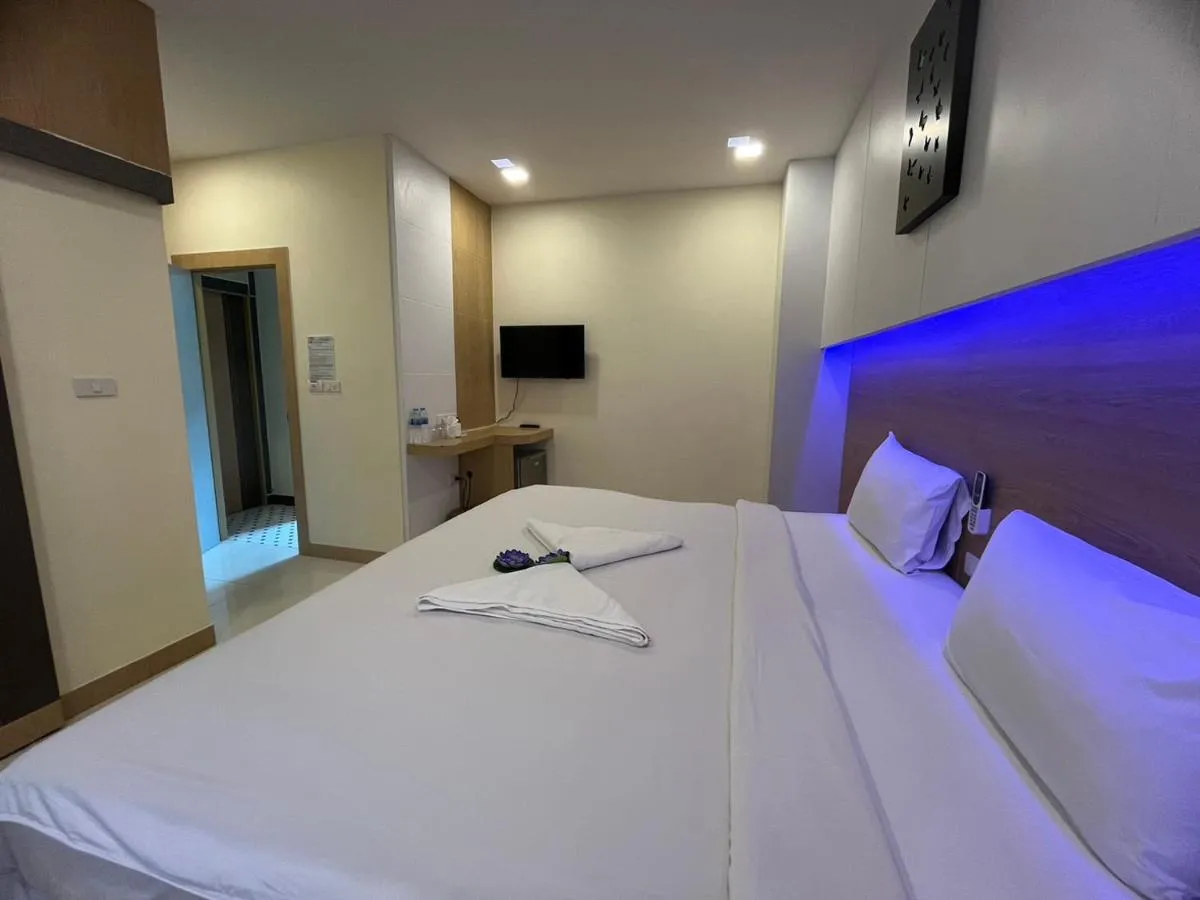 Image 6 of I AM O’TEL Patong