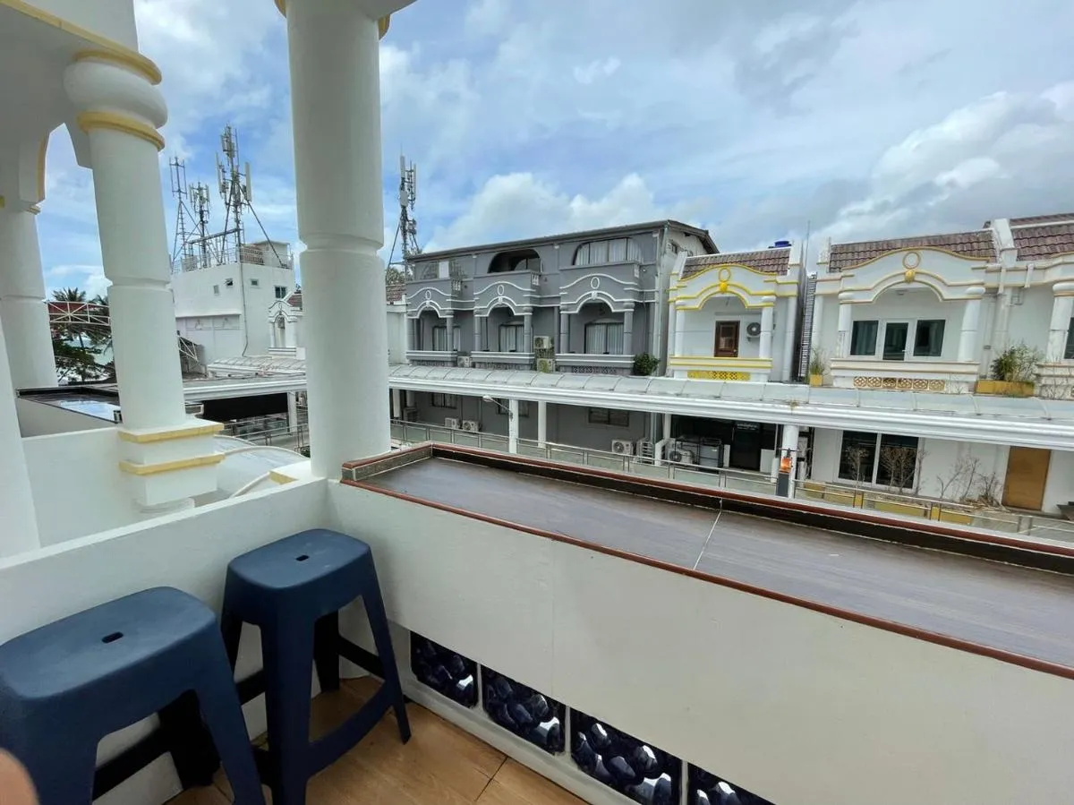 Image 4 of Inn Dulgence