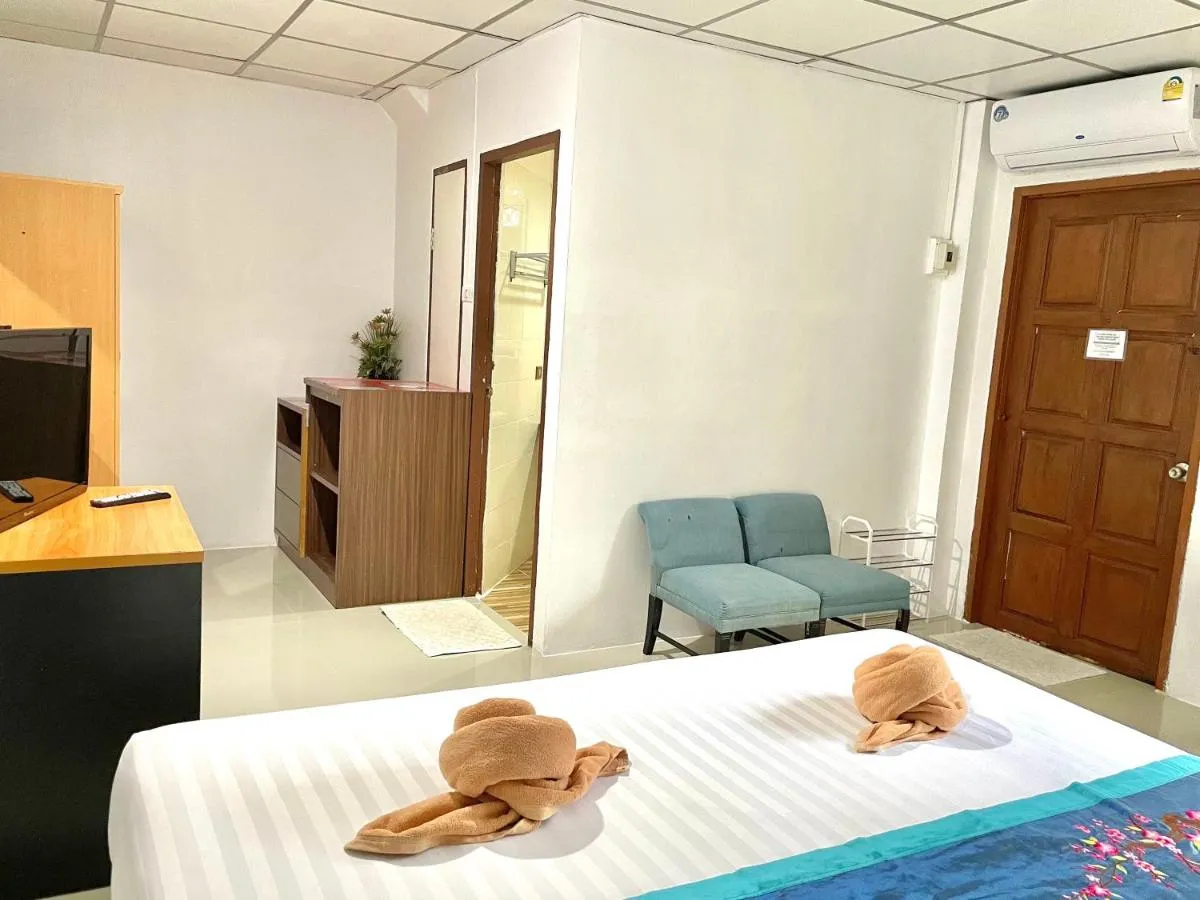 Image 4 of JJ karon beach hotel