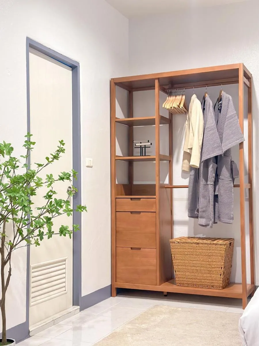 Image 5 of Kanda Boutique