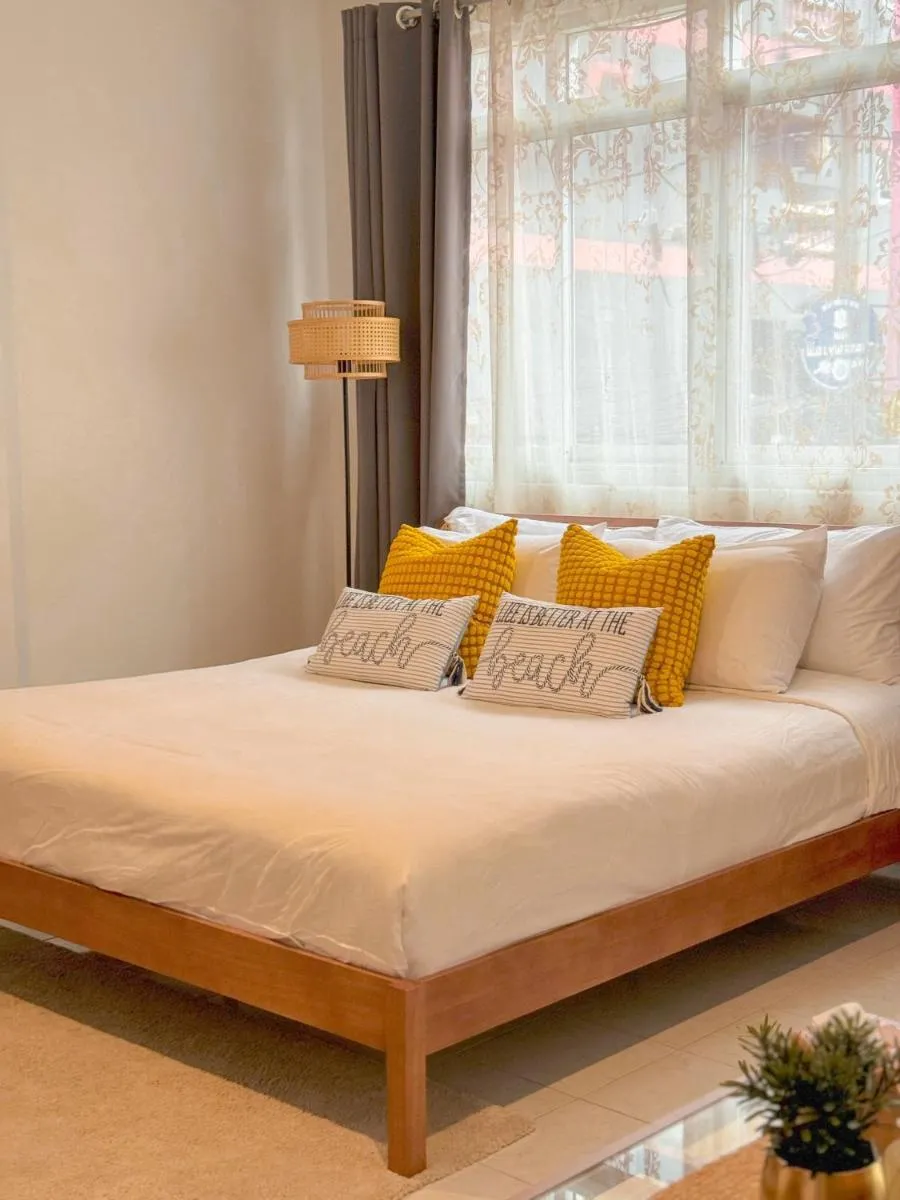 Image 1 of Kanda Boutique