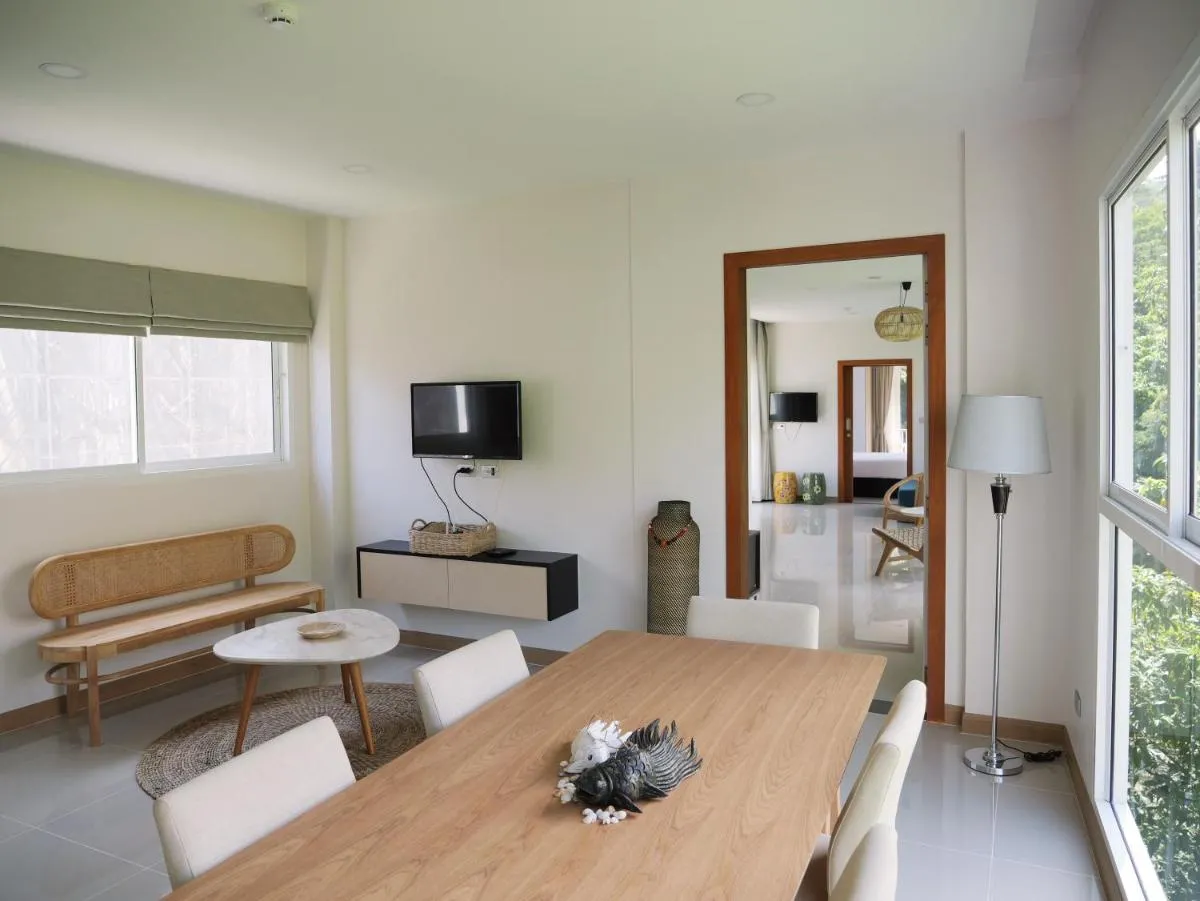 Image 1 of Karon beach apartment & sea view pool