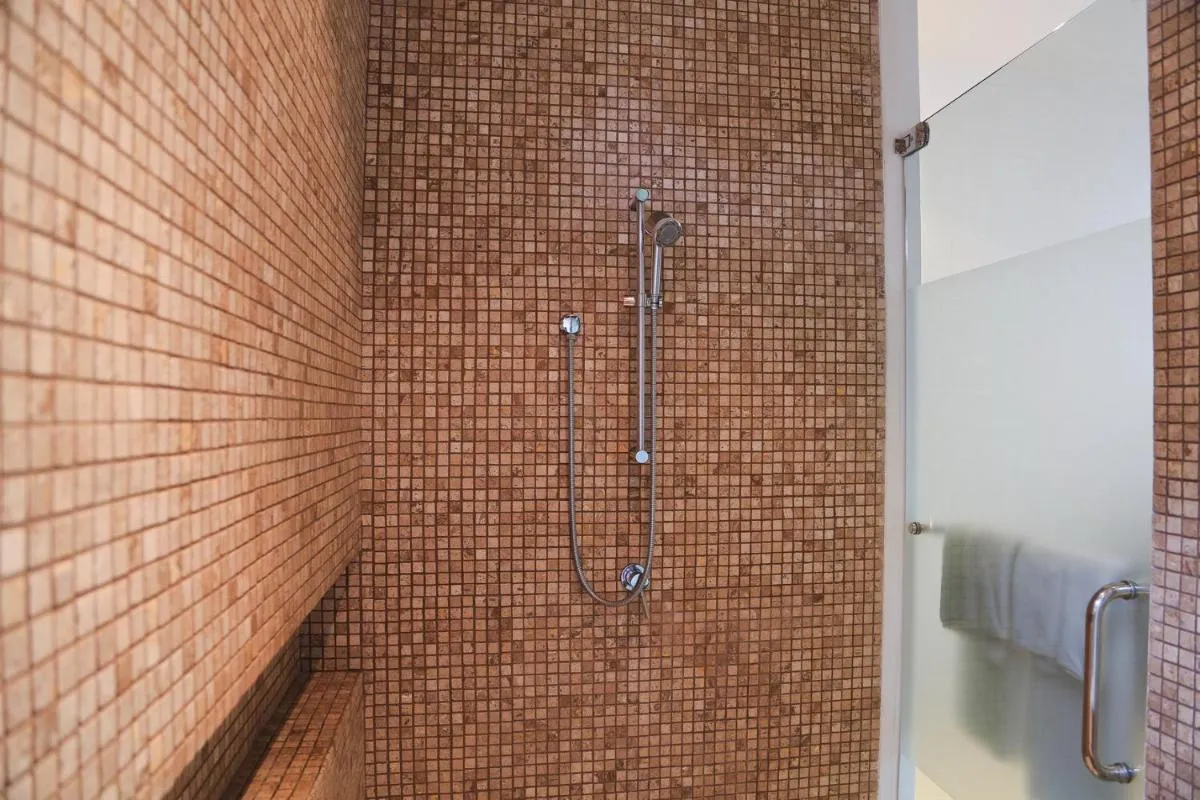 Image 2 of Kata gardens luxury 2bedroom 4B Near Beach