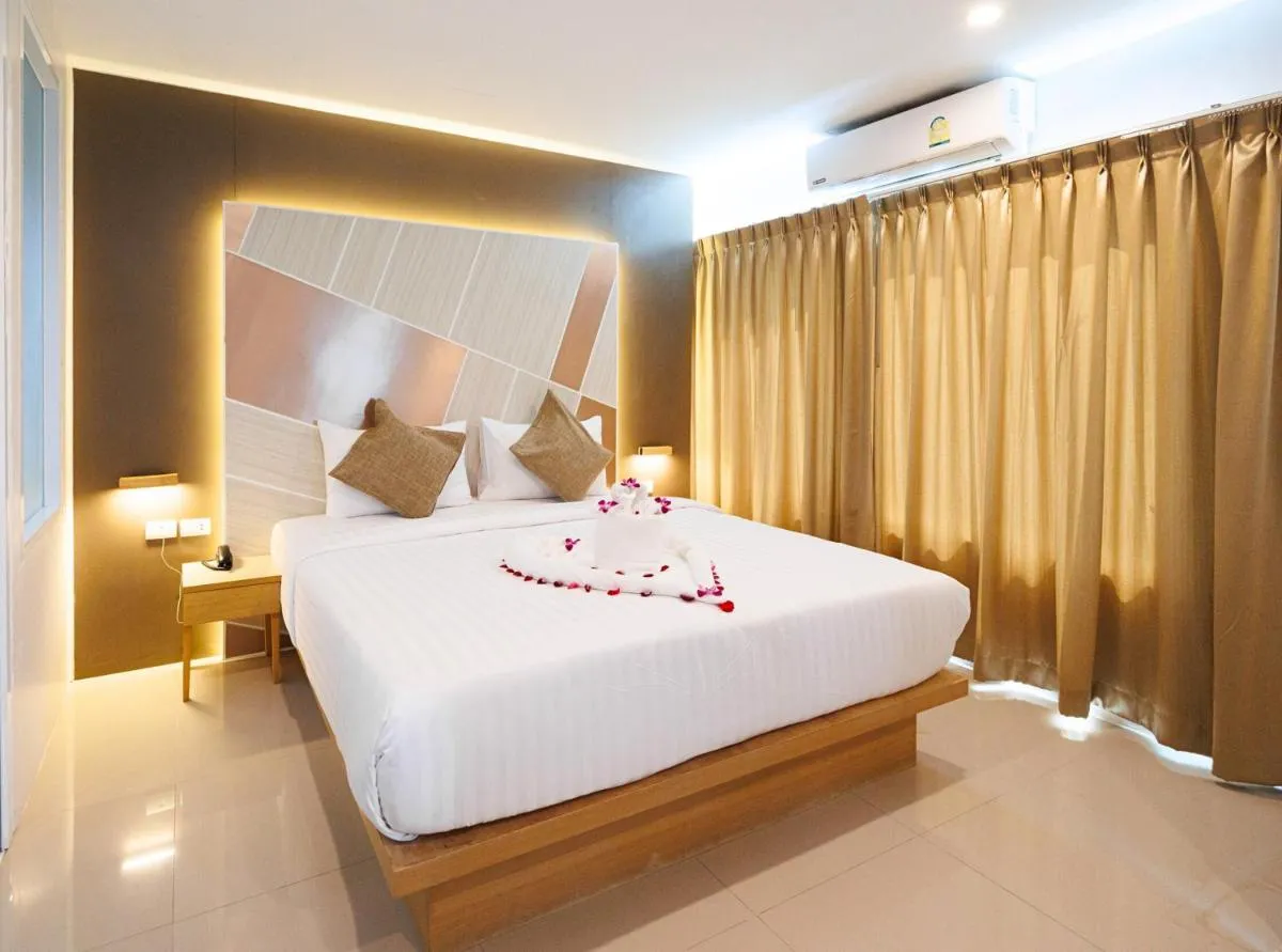 Image 2 of La Vista Patong Hotel