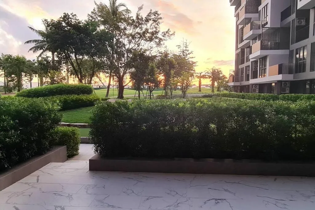 Image of Laguna Skypark, 2 bedrooms & large terrace with golf view