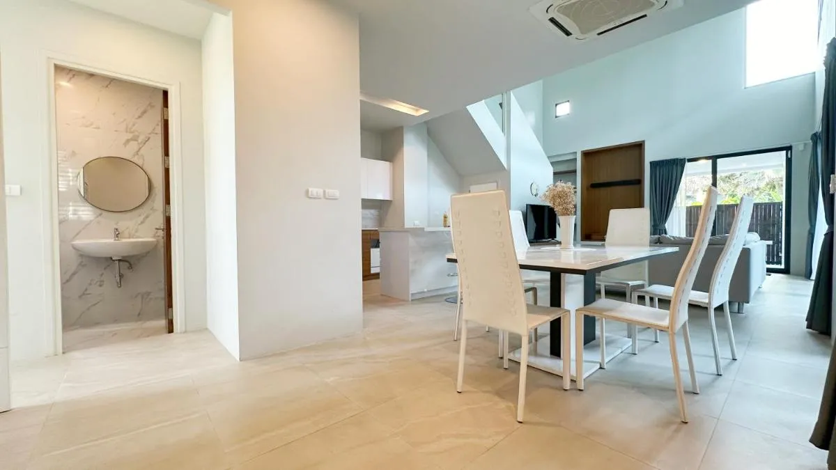 Image 6 of Laguna Villa