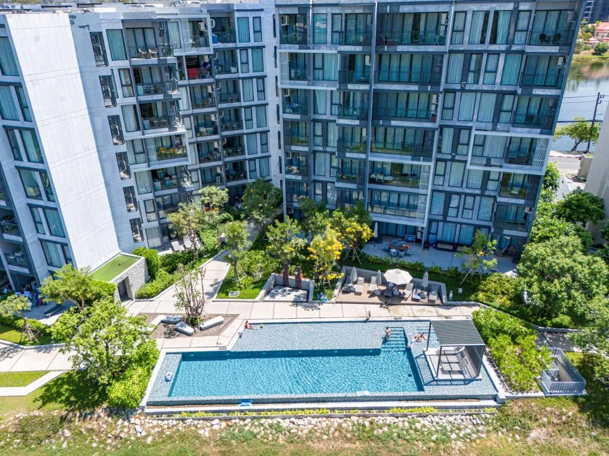 Image 2 of Laguna cassia residences