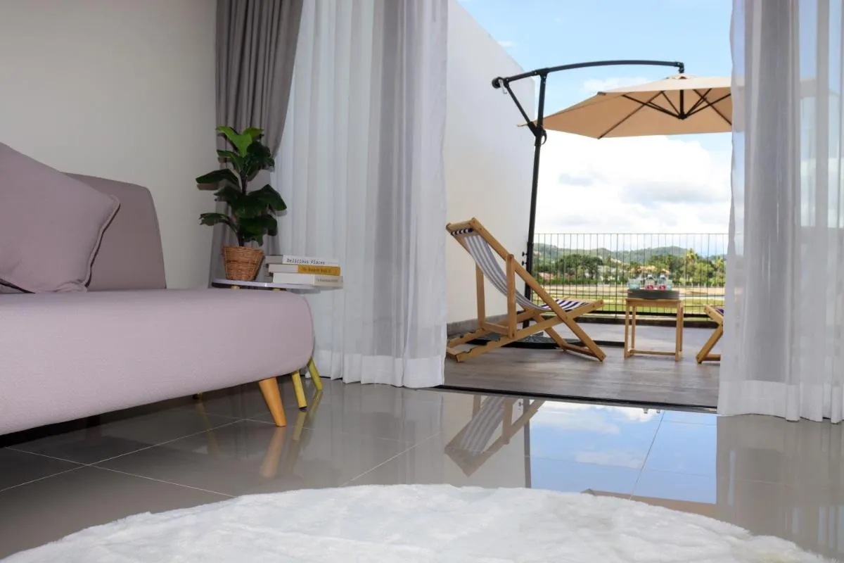 Image 4 of Lovely Townhouse in Laguna Park