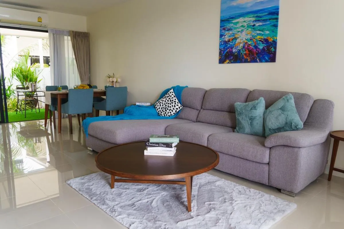 Image 6 of Lovely Townhouse in Laguna Park