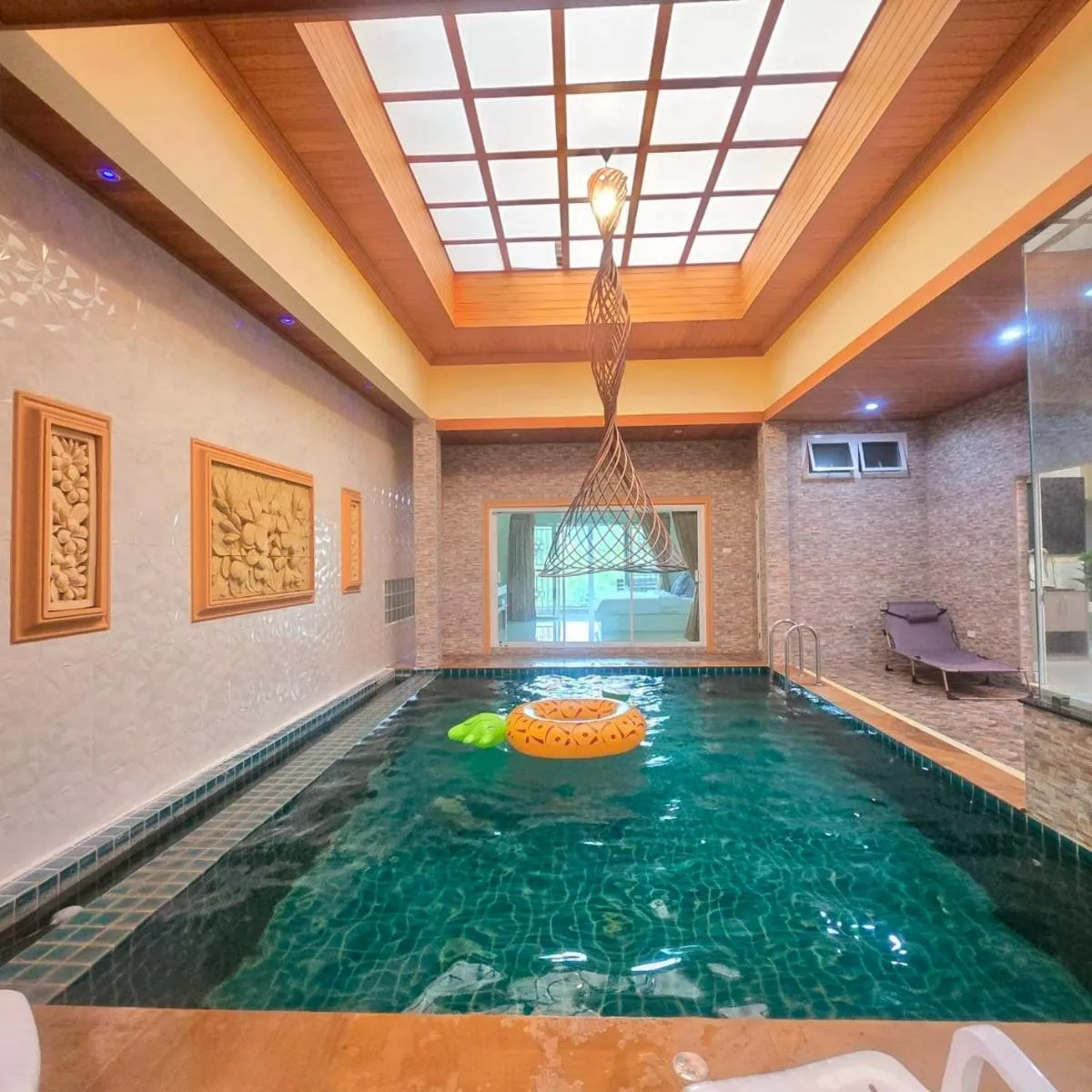 Image 3 of Luxury Pool Villa 5 mins to Phuket Old Town