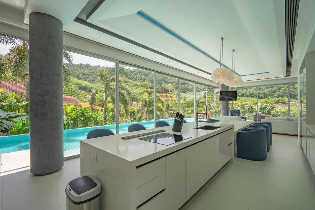 Image 1 of Luxury Pool Villa in Nai Harn – Villa Solana