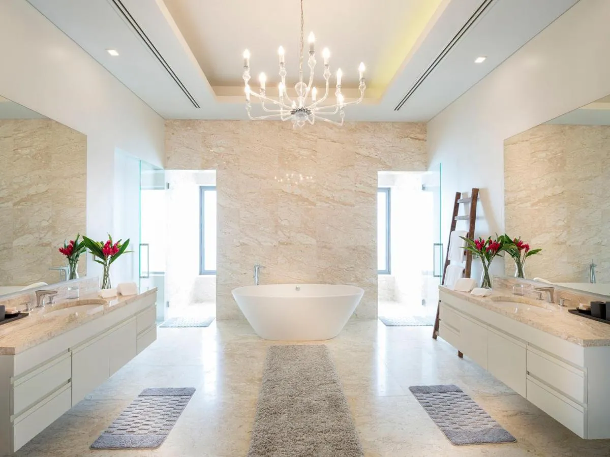 Image 5 of Malaiwana Villas