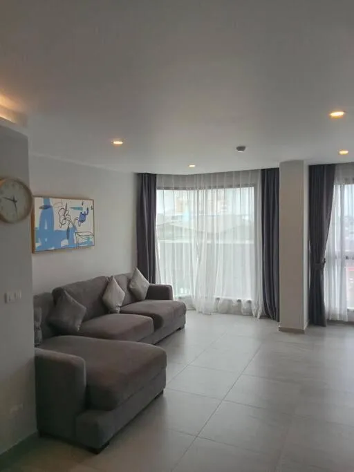 Image 3 of Modern & Cozy Apartment 1BR – NV-413