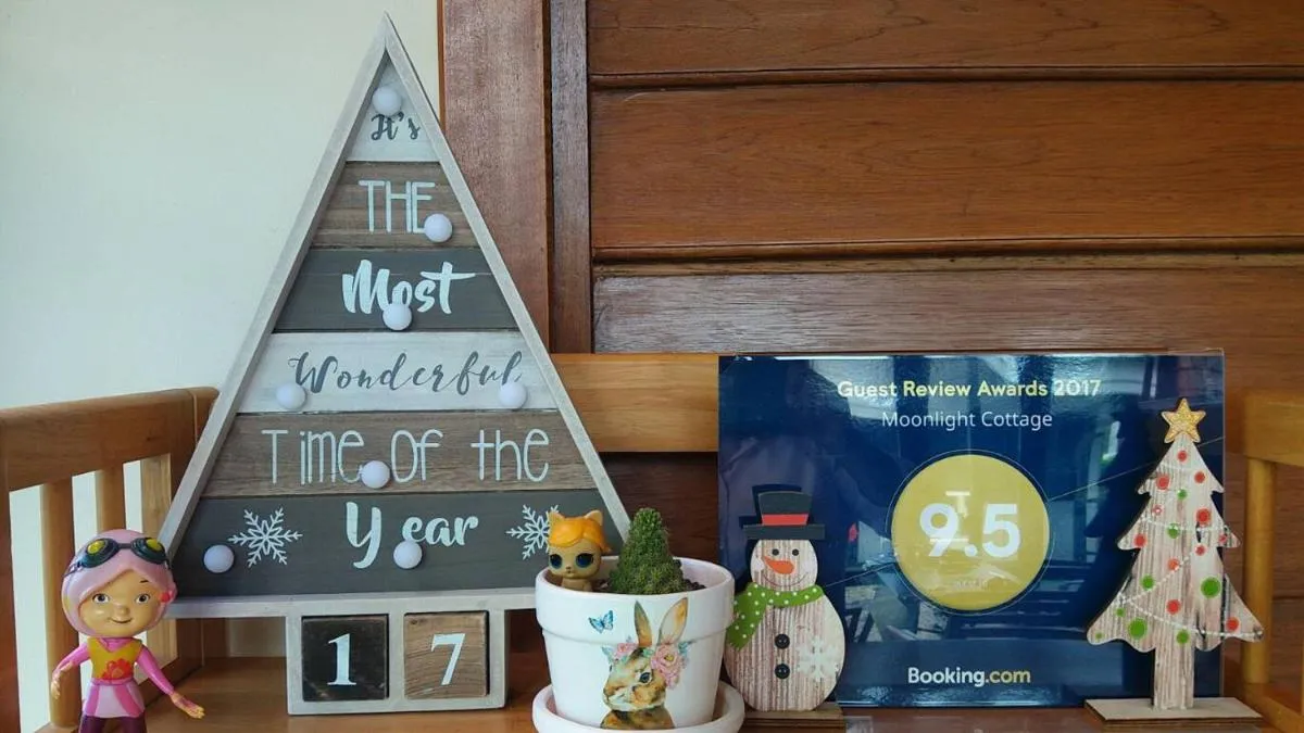 Image 2 of Moonlight Cottage