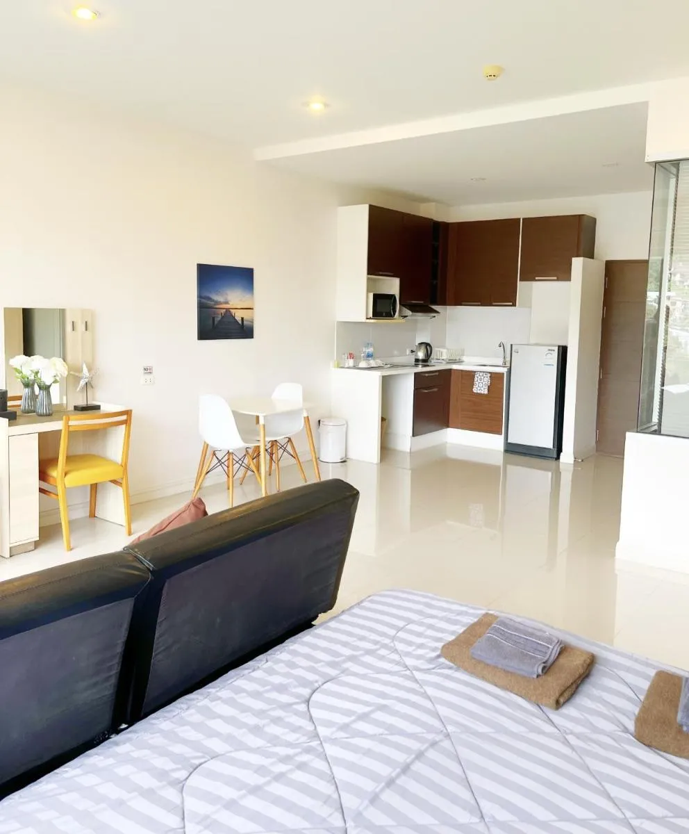 Image 5 of Mountain View Apartment