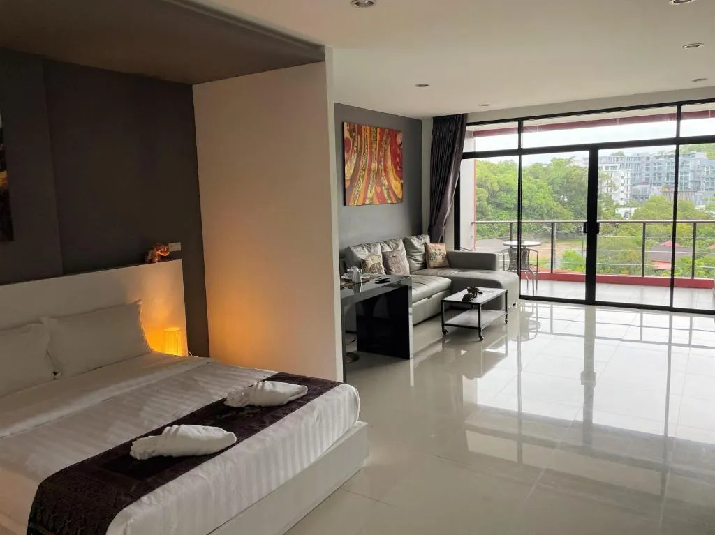 Image of Nai Harn spacious studio great amenities