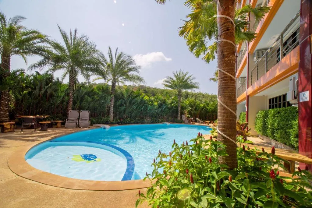 Image of Naiharn Beach 1BR квартира S608 by IBG Property