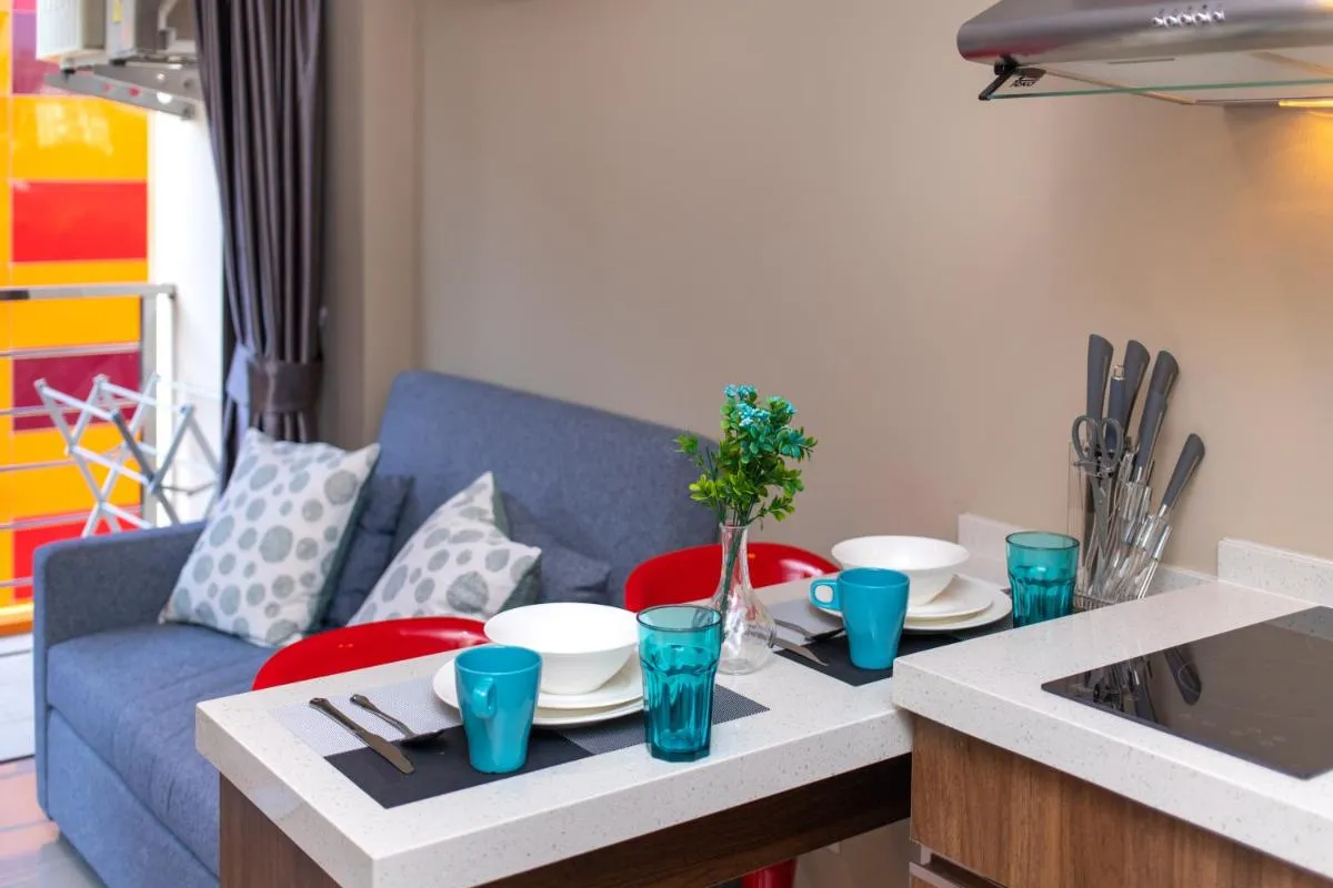 Image 2 of Naiharn Beach 1BR квартира S608 by IBG Property