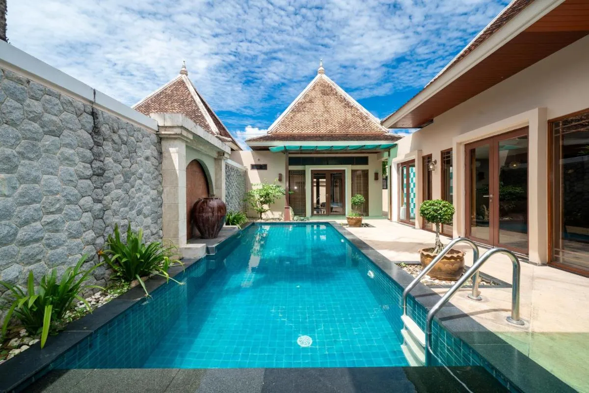 Image 1 of Oasis pool villa