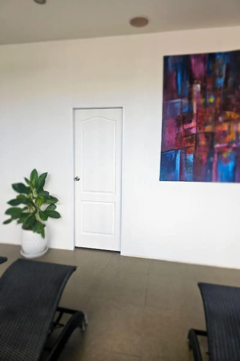 Image 5 of One World One Home Naiharn Hotel